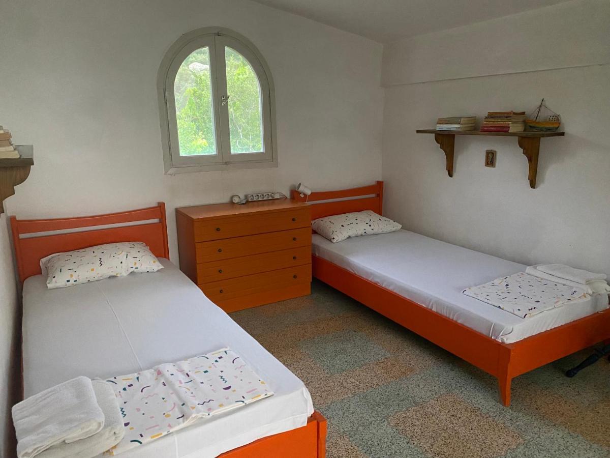 Villa Casa Santa Agua à Amoliani Extérieur photo